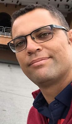 e7f45f6e-4d18-4f40-bb32-c3ba64c4109d e7f45f6e-4d18-4f40-bb32-c3ba64c4109d